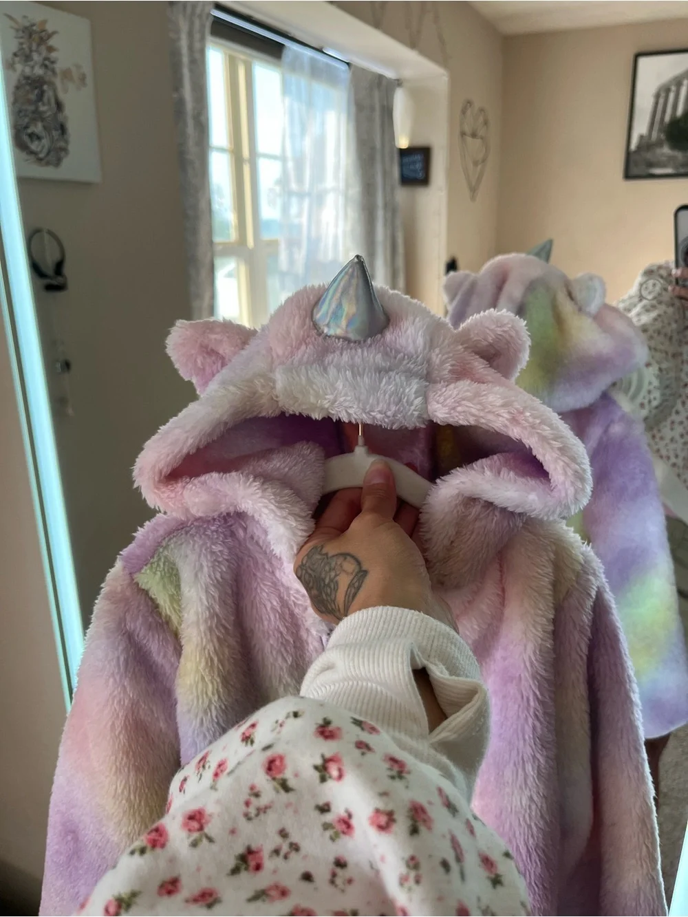 Old Navy Unicorn Critter Girls' Pastel Faux Fur Hooded Jacket - iridescent horn